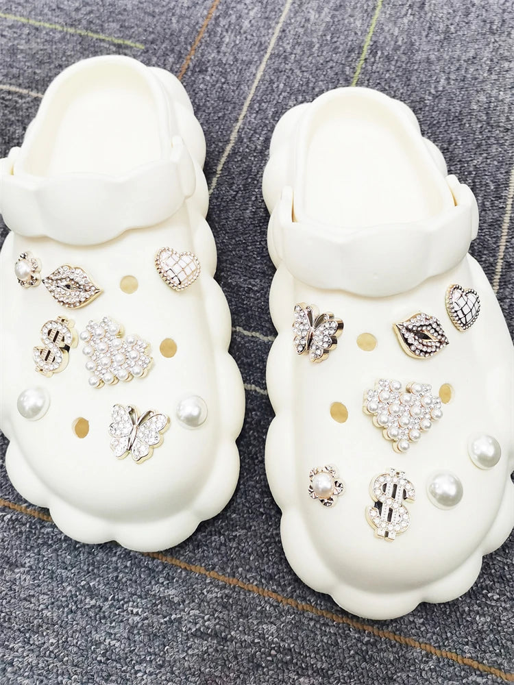 16PCS Rhinestone Lips Shoe Charms ABS Dollar Buckle Decorations DIY Bling Heart Pins Clog Accessories Fit Lady Halloween Sandals